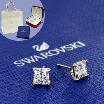 特典つき スワロフスキー スタッド ピアス おしゃれ レディース 母の日 ブランド 紙袋 ショッパー アクセサリーケース 付き SWAROVSKI 誕生日プレゼント 女性 結婚記念日 プレゼント 妻 嫁 彼女 母 女友達 お呼ばれ 結婚式 記念日 サプライズ 成人 卒業 入学