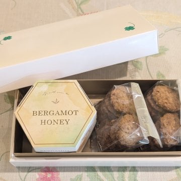 グラノーラ米粉クッキー＆紅茶のセット