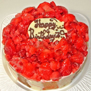 卵不使用いちごアイスケーキ 【4～7号】（バースデーケーキ 卵除去ケーキ アレルギー対応 誕生日ケーキ いちごケーキ）