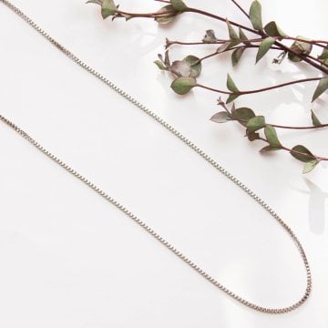 【金属アレルギー対応】 ステンレス ネックレス チェーン シルバー 1.8mmベネチアン (61cm-80cm) 選べるケース付 ステンレス チェーン 安い 高品質 ネックレスチェーン 就職祝い 成人祝い 実用ギフト ジーラブ