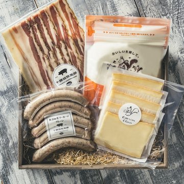 エゾリスチーズ×十勝放牧黒豚 ソーセージ ベーコン