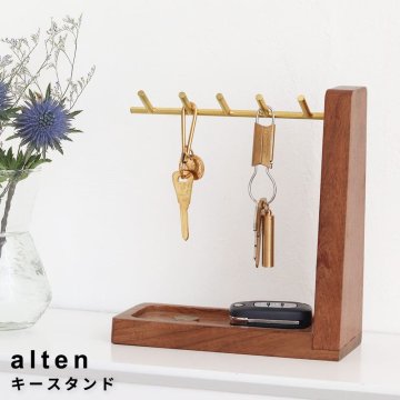 alten（アルテン） キースタンド キースタンド 鍵収納 キーラック アクセサリースタンド アカシア雑貨 木製インテリア 玄関収納 小物収納 吊り下げ収納 アンティーク風雑貨 おしゃれインテリア 省スペース収納 一人暮らしインテリア 鍵置き場 ゴールドアイアン ナチュラル