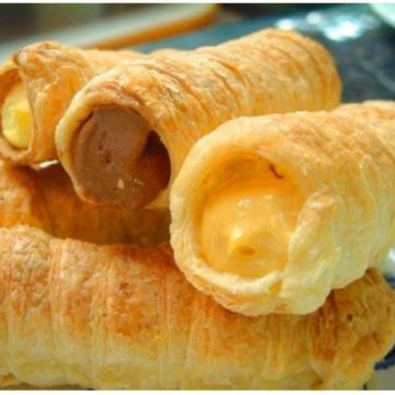 3種類のコルネ～カスタード、チョコレート、キャラメル味 3種類の味 コルネセット