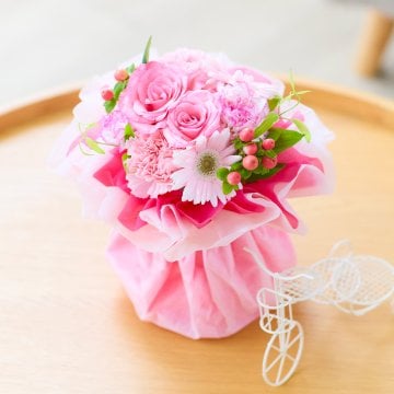 そのまま飾れるブーケ Sサイズ 花 花束 敬老 お中元 敬老の日 退職 入学 お返し ギフトお返し 誕生日プレゼント 敬老 送料無料 土日OK ブルーミー バラ 花瓶・水いらず スタンディングブーケ プチギフト まだ間に合う