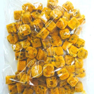 【KIMONO FRUITS】冷凍パッションフルーツ　500ｇ　パッションフルーツ果汁　キューブ（ベトナム産）　安心の国内リパック品