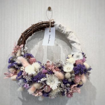 ☆ハーフリース☆お花　花　生花　花束　フラワー　アレンジメント　ドライフラワー　プレゼント　ギフト　贈り物　お祝い　誕生日 母の日　父の日　結婚祝い　出産祝い　バレンタインデー　ホワイトデー　記念日　敬老の日　結婚記念日 彼氏　彼女　送別　退職　入学　卒業　開店祝い　周年祝い