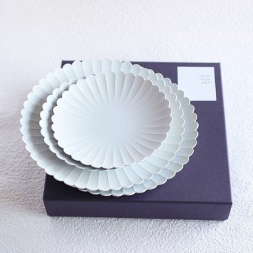 【1616/arita japan】TYパレスプレート 220/160 各2枚セット 化粧箱入 ペア 結婚祝い 贈り物 新築祝い 結婚 出産 内祝 誕生日 プレゼント お祝い 皿 オーブン レンジ可