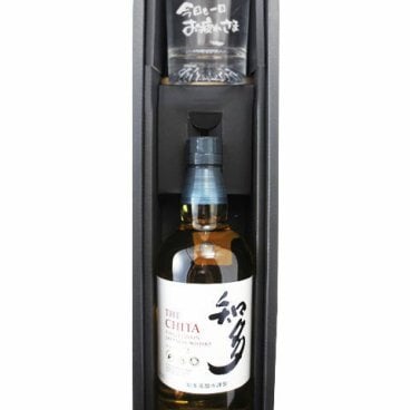 ★ 送料無料 ★  【 ウイスキー 】サントリーウィスキー 知多 700ml + メッセージ入りロックグラス１個セット【 5829 】【 ハロウィン 贈り物 ギフト プレゼント 誕生日 結婚のお祝い 】