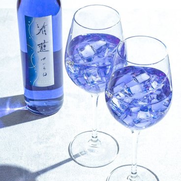 敬老の日【送料無料】【色が変わる青色のお酒】清藍 せいらん 500ml 縄時食品 佐藤酒造 バタフライピー 化粧箱入り ラッピング 熨斗 送料無料(北海道、沖縄を除く)
