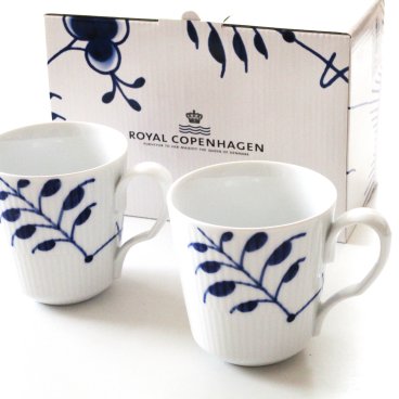 ロイヤルコペンハーゲンROYAL COPENHAGEN ブルーフルーテッド メガ　マグカップペア（Ｓ）2381027【御結婚御祝・内祝・新築御祝・還暦御祝・御礼・寿・ギフト包装可能】