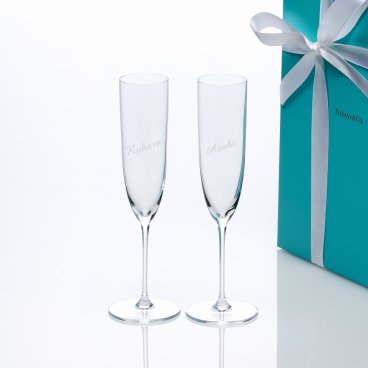 Tiffany ティファニー ホーム エッセンシャル シャンパン フルート ペア 169ml 名入れ 名前 彫刻 刻印 ギフト プレゼント 記念日 お祝い 正規品 紙袋付 ペアギフト 結婚祝 結婚記念日 両親贈呈品 ペアグラス シャンパングラス