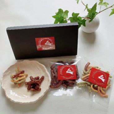 1000円 ギフト 送料無料 かりんとう 2種 各39g 和菓子 セット スイーツ お祝い 贈物 お取り寄せ 極上 還暦 寿 記念 内祝い お誕生日 プレゼント お礼 お祝 美味しい贈物 お返し
