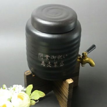 父の日プレゼント 名入れ 焼酎サーバー （1.0L） 父の日 還暦 お中元 記念品 結婚祝い 結婚記念日 クリスマス プレゼント ギフト 贈り物 お祝い 敬老の日 長寿祝い 卒業祝い 転勤祝い 退職祝い 新築祝い 付き合って記念 古希 喜寿 傘寿 米寿 卒寿 白寿 人気ランキング