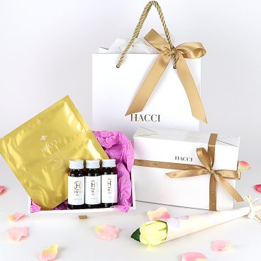 HACCI(ハッチ)　スライドBOXギフトセット（シートマスク、ハニーコラーゲン3本）【季節のソープフラワーブーケ】