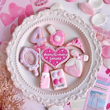【名入れ】PRINCESS DREAM BOXアイシングクッキーセット　誕生日　記念日　内祝い　ギフト　プレゼント　推し活　プチギフト　彼氏　彼女　父　母　かわいい　おしゃれ　人気　数字　アルファベット　文字入れ　メッセージ　セミオーダー　オリジナル　花　リボン　プリンセス　コスメ