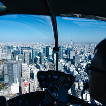 ヘリコプター初体験におすすめ！ 特別価格で大満足の10分プラン