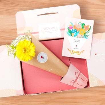 季節のおまかせ ブーケ 花 ギフト プチギフト 敬老 お中元 敬老の日 退職 入学 プレゼント 送料無料 土日発送OK お祝い お祝 御祝 御祝い お歳暮 お歳暮ギフト バースデー フラワー お花 生花 花束 誕生日 記念日 結婚記念日 恋人 女性 父 内祝い
