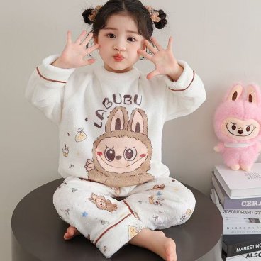 ラブブ キッズ パジャマ 上下 セットアップ 長袖 子供 男の子 女の子 秋 冬 厚手 部屋着 ルームウェア ゆったり シンプル もこもこ 可愛い labubu