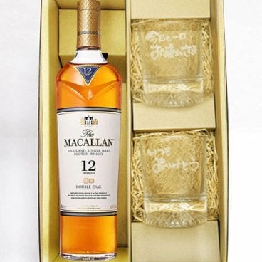 ★ 送料無料 ★ ザ・マッカラン ダブルカスク 12年 700ml + メッセージ入りロックグラス２個セット【 7011 】【 ハロウィン 贈り物 ギフト プレゼント 誕生日 結婚のお祝い 】
