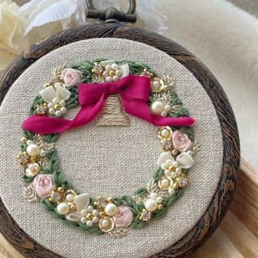 【刺繍キット】大きいリボンのフラワーリース　インテリア雑貨