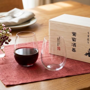 【うすはり 葡萄酒器 ボルドー2個セット】松徳硝子 グラス うすはりグラス ワイングラス おしゃれ 家飲み グッズ ペア セット うすはりグラス 薄い ワイン 家飲み グッズ おしゃれ ギフト プレゼント 結婚祝い 引き出物 お祝い 内祝い 木箱入り 日本製 定番 人気 北欧 インテリア 雑貨 家具 正規取扱店 正規品