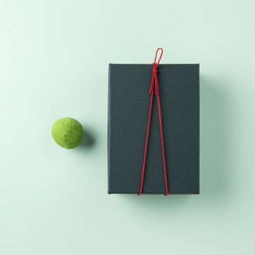 宇治抹茶トリュフ 6個入り／トリュフチョコ 抹茶チョコ チョコレート 抹茶スイーツ  感謝 御祝い 内祝い 結婚祝い 結婚内祝い 誕生日 手土産 送別会 上品 高級 濃厚 おいしい とろける 自分へのご褒美 リラックス 息抜き 祖父 祖母 父 母 夫 妻 両親 
