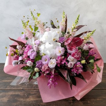 【胡蝶蘭】大人の豪華お祝いアレンジ【上品】恋人 上司 両親 お祝い プロポーズ 結婚祝い 開店祝い 開業祝い 発表会 送別会 引越し祝い 新築祝い 結婚記念日 誕生日 退職祝い ギフト プレゼント 豪華 母の日