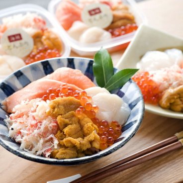 敬老の日 海鮮丼の具 60g×4個セット お歳暮 グルメ 人気 おすすめ ギフト 札幌バルナバフーズ  贈答 取り寄せ お取り寄せグルメ お取り寄せ 熨斗 のし 贈り物(代引不可)【送料無料】