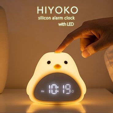 ヒヨコ 目覚まし時計 置き時計 置時計 卓上 多機能 時刻 カレンダー 日付 温度 アラーム スヌーズ タッチ USB 癒し コンパクト 軽量 インテリア ライト 調光 寝室 子供 孫 子供部屋 リビング ギフト 可愛い 母の日 プレゼント 実用的