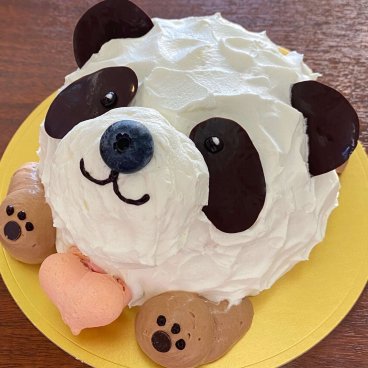 お子さまに大人気！パンダです！！ ４号(12㎝)その他ケーキ