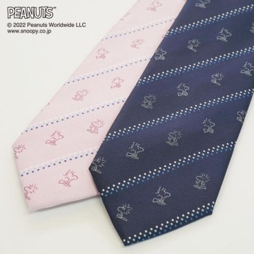 ピーナッツ／ネクタイ　(ウッドストック：ドットストライプ柄)　ネイビー、ピンク　プレゼント ギフト Peanuts necktie  ブランドネクタイ  父の日　キャラクター　ビジネス　フレッシャーズ　スヌーピー　チェンジタイ PND48166