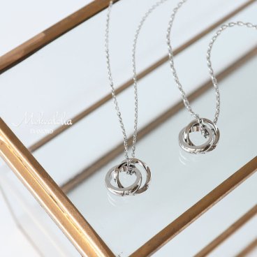 ペア ネックレス カップル 大人 ステンレス シンプル 2個セット ダイヤモンド ツイスト ダブルリング シルバー 金属アレルギー対応 夫婦 お揃い 結婚記念日 アニバーサリー ギフト 33歳 厄年 女性 男性