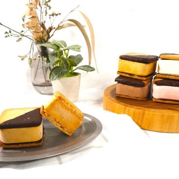 shirokane sweets TOKYO プレミアムアイスクリームショコラクッキーサンドイッチ　4種アソート