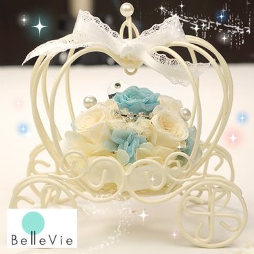 《プリザーブドフラワー》 ☆プリザーブドフラワー "かぼちゃの馬車 シュ シュ"☆ 【母の日】 【結婚祝い】 誕生日・お祝いに♪ 【ラッピング・メッセージカード無料】 