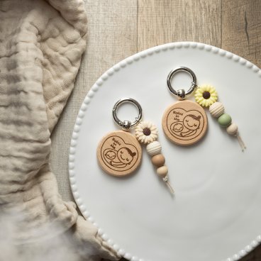 マタニティマーク【木製】キーホルダー シリコンビーズ フラワー マタニティ 妊婦 安産祈願【meets】かわいい 可愛い おしゃれ