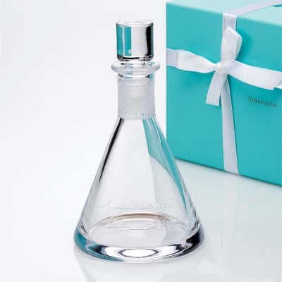 TIFFANY / ティファニー ダイヤモンドポイント コニカル デキャンタ 名入れ彫刻代込み デカンタ プレゼント オブジェ ワイン 名前 刻印 記念日 法人記念品 開店祝 周年 記念 プレゼント 正規品 希少