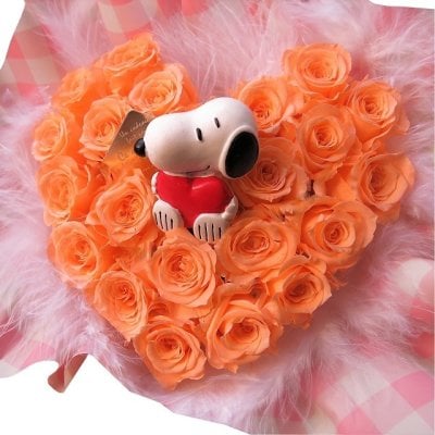 スヌーピーハート 入り オレンジバラ ハート 花束風 フラワーギフト クリアーケース付き ハート プリザーブドフラワー 誕生日プレゼント 彼女 結婚祝い 友人