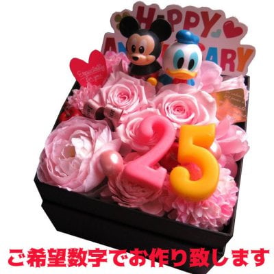 25歳 誕生日プレゼント ミッキー ミニー 花束風 ご希望数字入りプレゼント 箱を開けてサプライズ ボックス ピンクバラ プリザーブドフラワー入り 翌日配送 ディズニーキャラクターはおまかせ2個入り