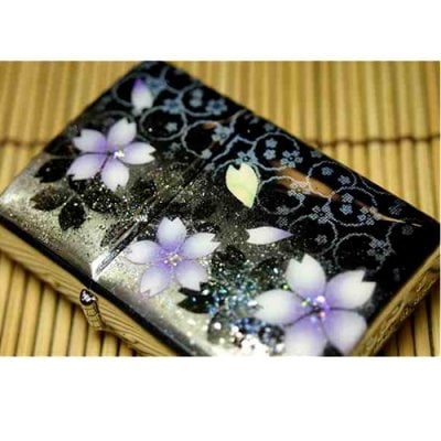 Zippo「素」 表裏両面加工 【名入れ】【送料無料】 和柄 ジッポ 桜 職人 手作り ZIPPO ライター 灰皿 和風 桜色 さくら ハンドメイド 記念日 誕生日 プレゼント ギフト 贈り物 お祝い 伝統 工芸 人気 おしゃれ かっこいい 喫煙具 婚約 結婚記念日 古希 喜寿 米寿 敬老の日 父の日 母の日 クリスマス バレンタイン 電子タバコ ケース アイコス イルマ 加熱式タバコ