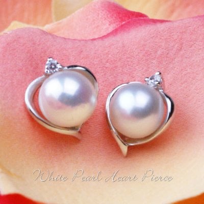 パール ピアス 真珠 ホワイトパール ハート 8mm 卒業式 卒園式 入学式 冠婚葬祭 結婚式 お葬式 法事 誕生日 お祝い 母の日 誕生日 プレゼント 女性 彼女 結婚記念日 妻 おすすめ 人気 プリザーブドフラワー ジュエリーボックス ラッピング付き ギフト 