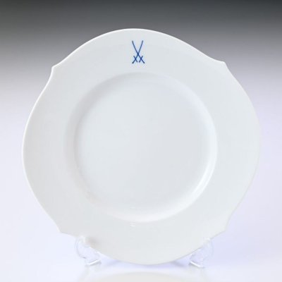 マイセン 剣マーク コレクション 双剣 プレート 28.5cm Meissen 825001-28479-1 洋食器 送別会 誕生日 お中元 還暦祝い 結婚祝い 結婚式 高級 父の日 母の日【スペシャルラッピング660円(別売り)】 即日発送 成人祝い ホワイトデー