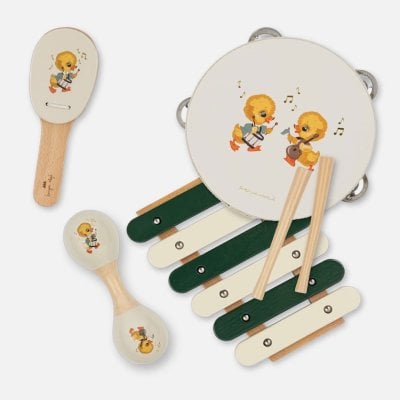 【北欧ブランド Konges Sloejd コンゲススロイド】【ギフト販売】楽器 ひよこ　ノイズメーカー 持ち運び可能 ご出産ギフト クリスマスギフト お誕生日におすすめ ベビーおもちゃ 出産ギフト　出産祝い　お誕生日プレゼント 送料無料(※一部地域を除く)