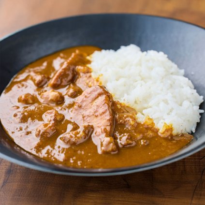 だるまミート 岐阜 結旨豚 スパイスポークカレー ギフト 4食入 カレー 温めるだけ 豚肉カレー レンチン おかず 惣菜