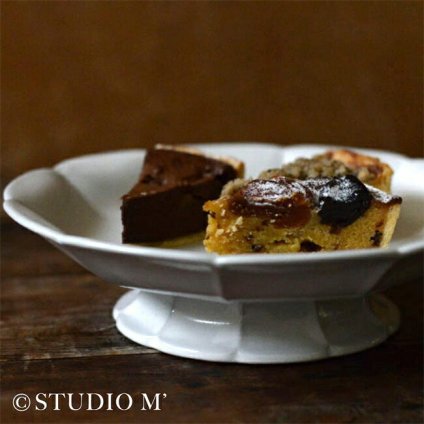 studio m’ スタジオエム エクロール L[陶器 ケーキスタンド かわいい おしゃれ 脚付き ケーキ皿 ケーキ台 高台 ケーキ プレート 皿 ホールケーキ 5号 サイズ 可愛い 電子レンジ対応 食洗機対応] 即納