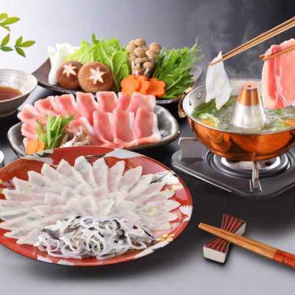 関とら本店 海と丘の豚しゃぶ食べ比べセット 真ふぐ 霜降り 刺身 しゃぶしゃぶ 45g とらふぐ皮 20g 鹿児島県産 黒豚 150g ふぐ フグ 河豚 ふく 豚肉 鍋セット てっちり てっさ 刺し身 鍋 雑炊 お取り寄せ グルメ