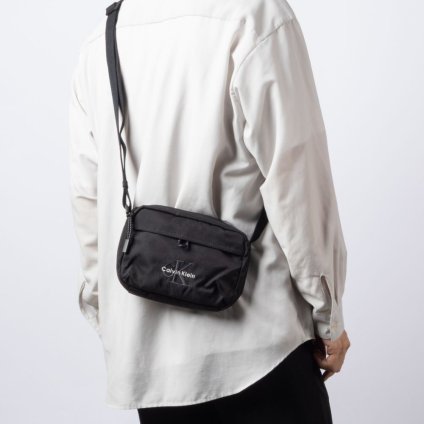 カルバンクライン Calvin Klein BOLD CAMERA BAG ロゴ ナイロン カメラバッグ LV04D3117G ショルダーバッグ メンズ バッグ