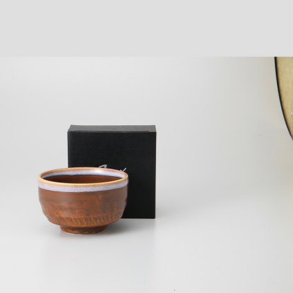 暖彩 コゲ茶フチ流し 抹茶碗 陶器 美濃焼 やきものの里から、暮らしを贈ります。　ギフト 食器 セット テーブルウェア