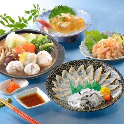 関とら本店 ふぐ刺し ふぐ鍋 セット とらふぐ 真ふぐ 5種 詰め合わせ 個食鍋 300g たたき 刺身 20g 皮刺し 塩辛 煮こごり 電子レンジ 簡単調理 おひとりさま 一人鍋 てっさ てっちり フグ ふく 河豚 下関 山口県