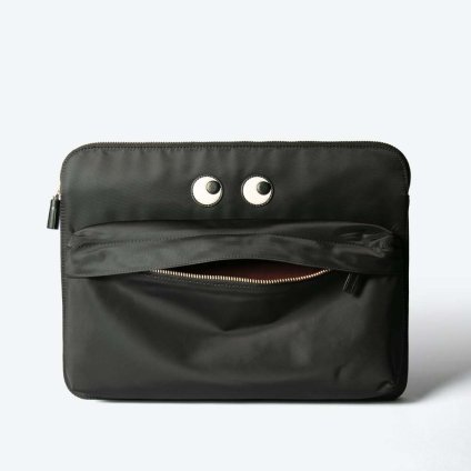 アニヤ ハインドマーチ ANYA HINDMARCH 5050925 195782 クラッチバッグ レディース バッグ アイズ テクノロジーケース セカンドバッグ ポーチ ハンドバッグ サブバッグ 収