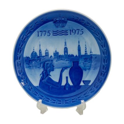 ロイヤルコペンハーゲン イヤープレート 200周年記念プレート 1775年-1975年 創業記念 BICENTENARY 【【皿立て付き】】 【スペシャルラッピング660円(別売り)】 北欧食器 洋食器 送別会 誕生日 還暦祝い 結婚祝い 結婚式 高級 父の日 母の日 ホワイトデー
